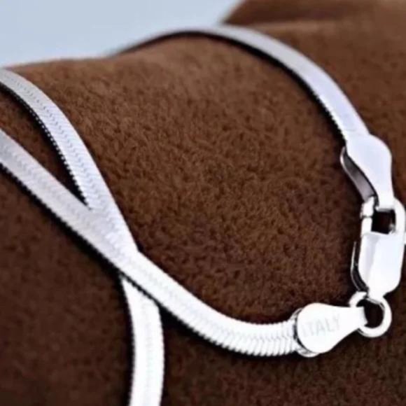 NEW “20” 925 STERLING SILVER SNAKE FLATE NECKLACE - Picture 4 of 7